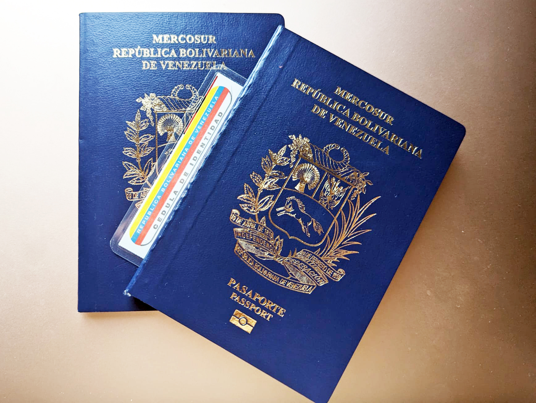 the-long-complex-and-frustrating-process-of-getting-a-venezuelan-id